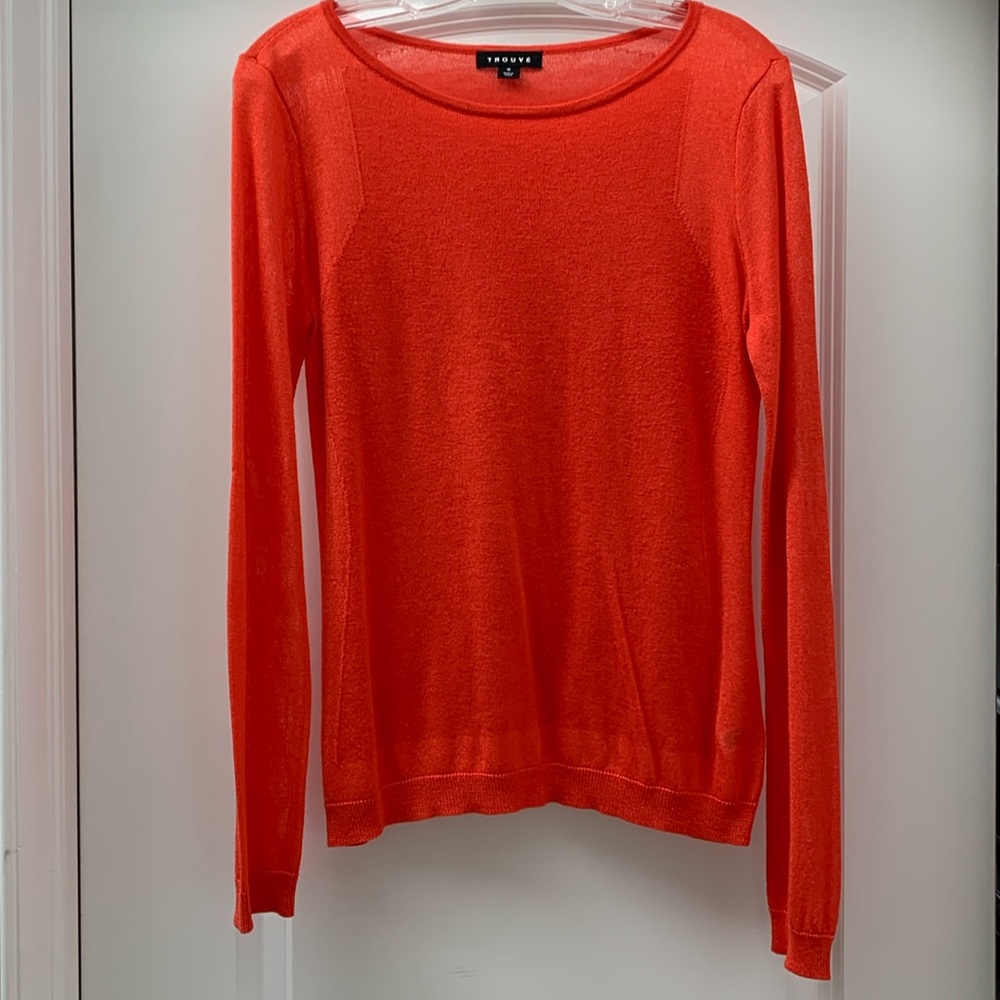 Lightweight sweater in bright coral